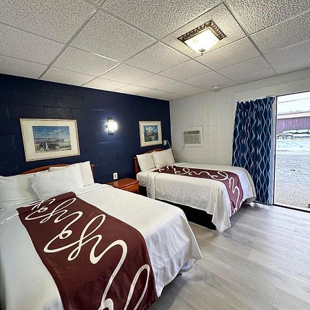Sleep-Ees Inn, Saginaw & Frankenmuth מראה חיצוני תמונה