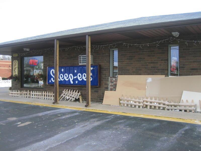 Sleep-Ees Inn, Saginaw & Frankenmuth מראה חיצוני תמונה